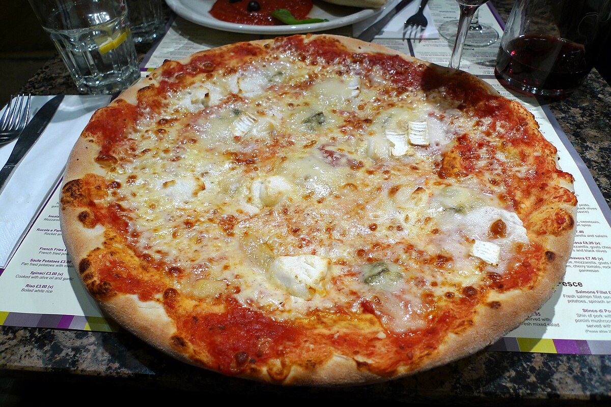 Pizza quattro formaggi
